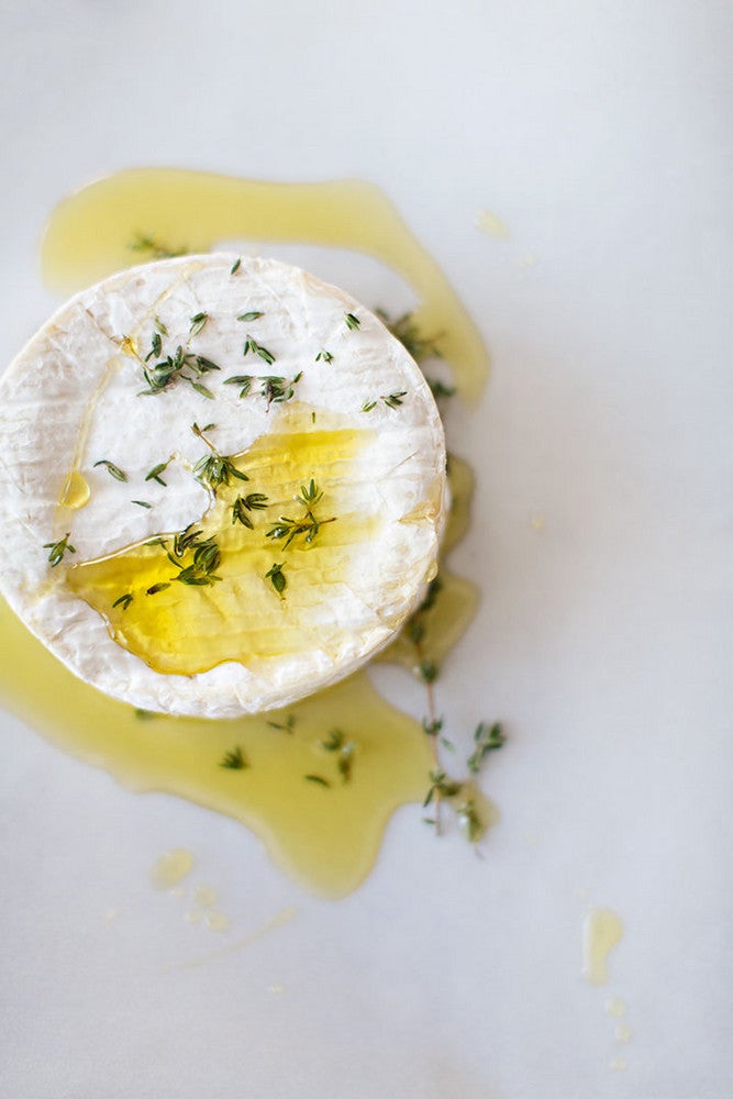 baked camembert with thyme