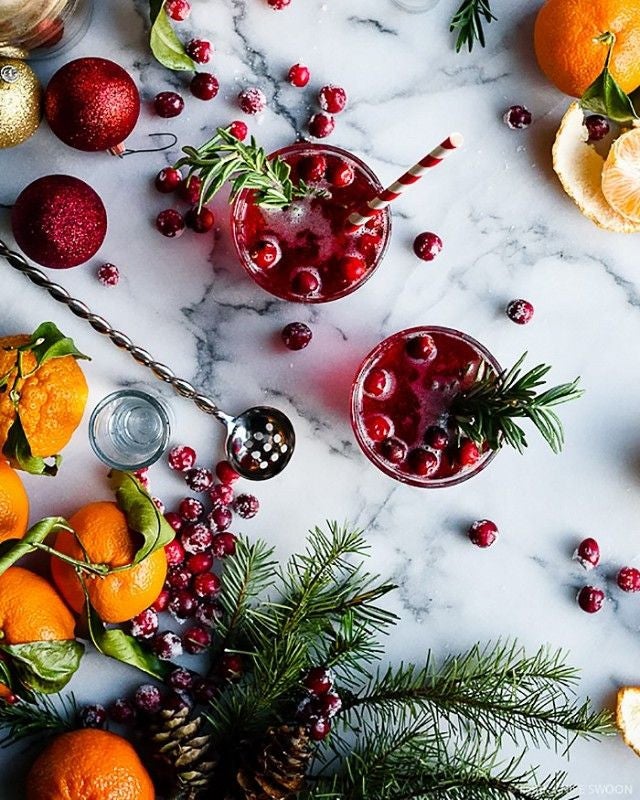 8 beautiful, delicious cocktail ideas for Christmas