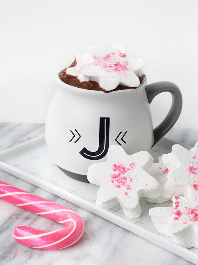 how to make your own (snowflake) marshmallows