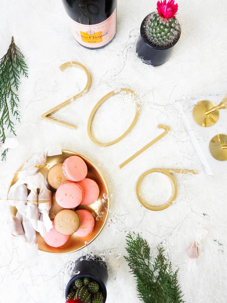 diy your way to the perfect nye party table