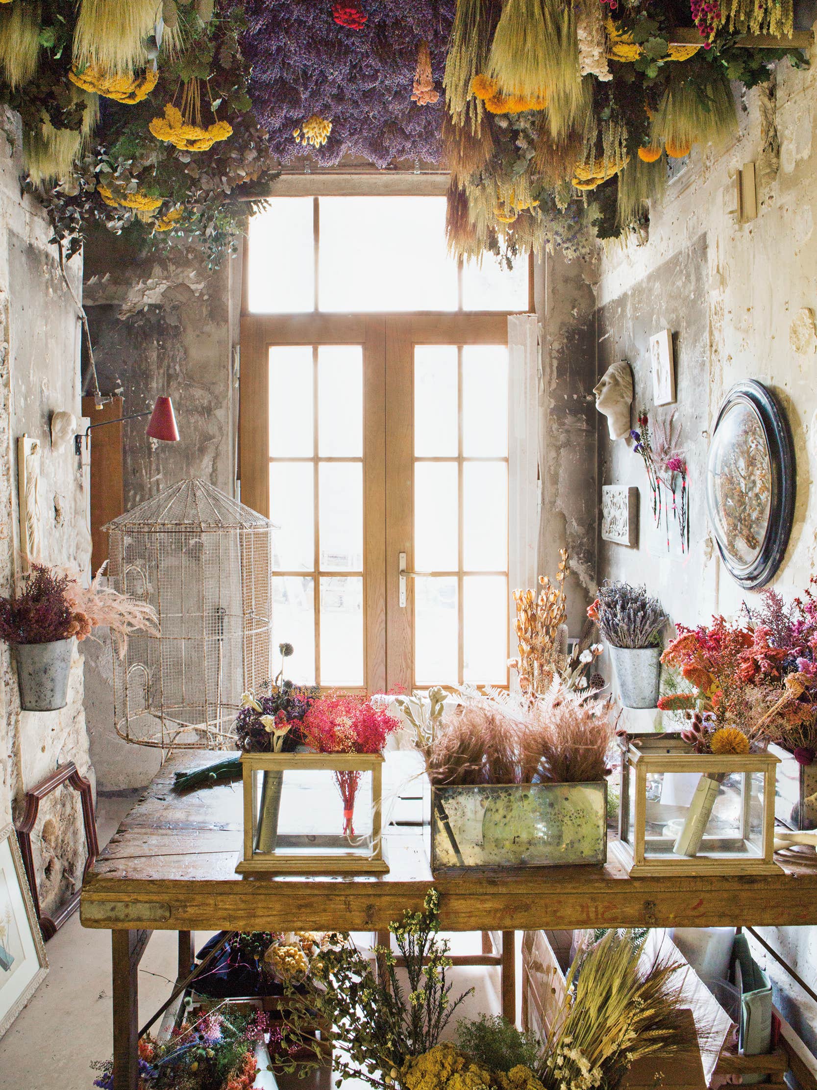 Dried Florals Are the It Plant of 2019—Here’s How to Use Them at Home