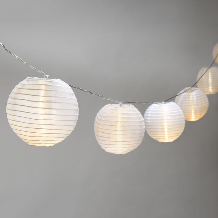 Ara White 6_ Lantern String Lights