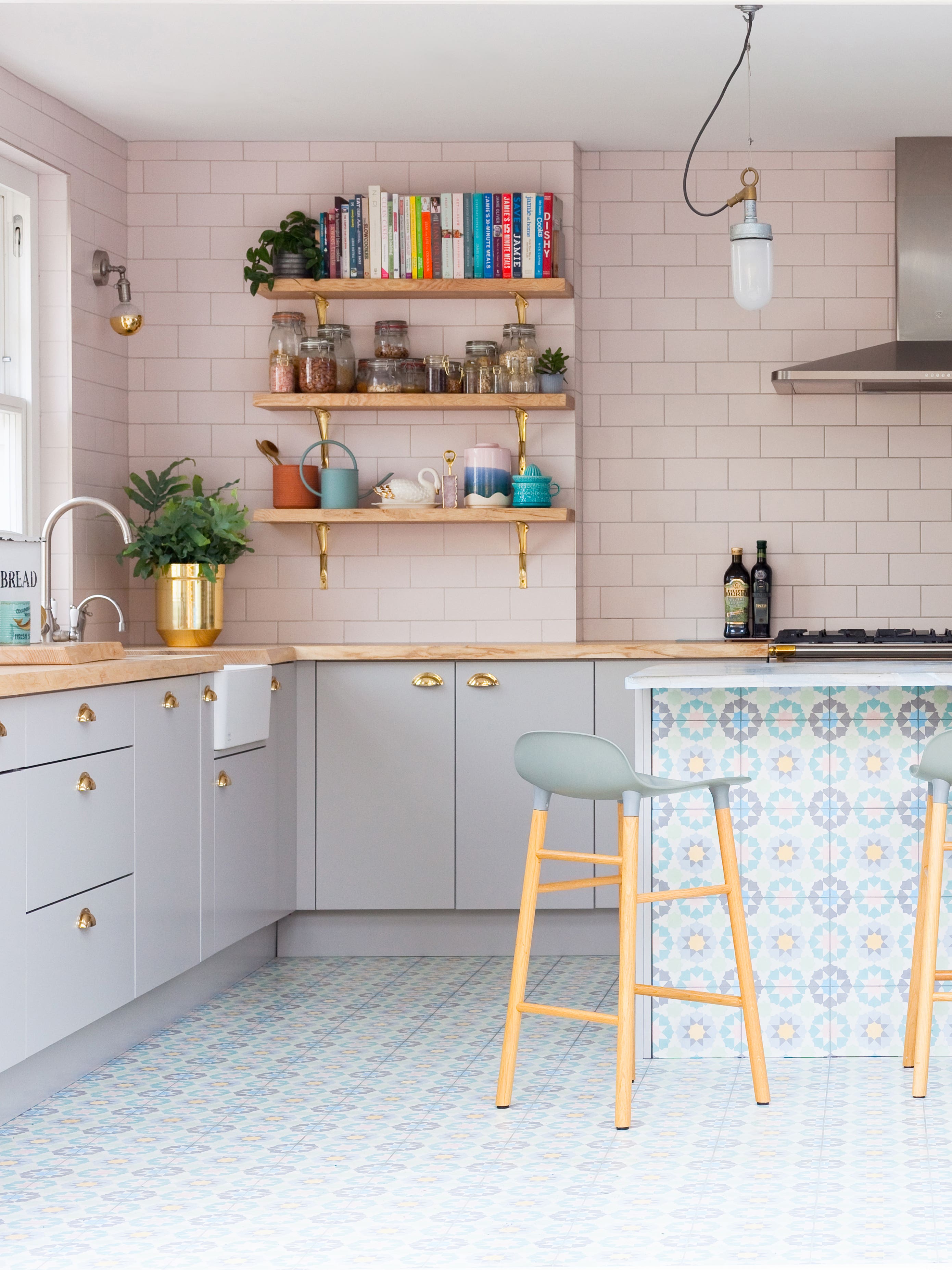The Bright Colors of Sri Lanka Inspired the Design of This London Home