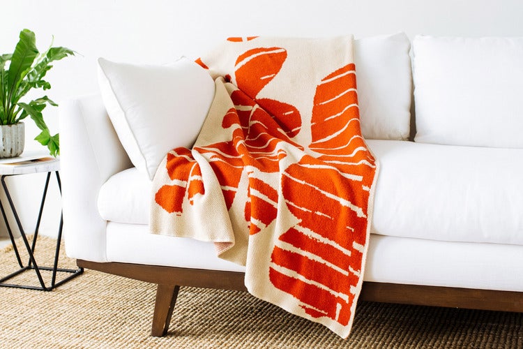Red Scallop Blanket