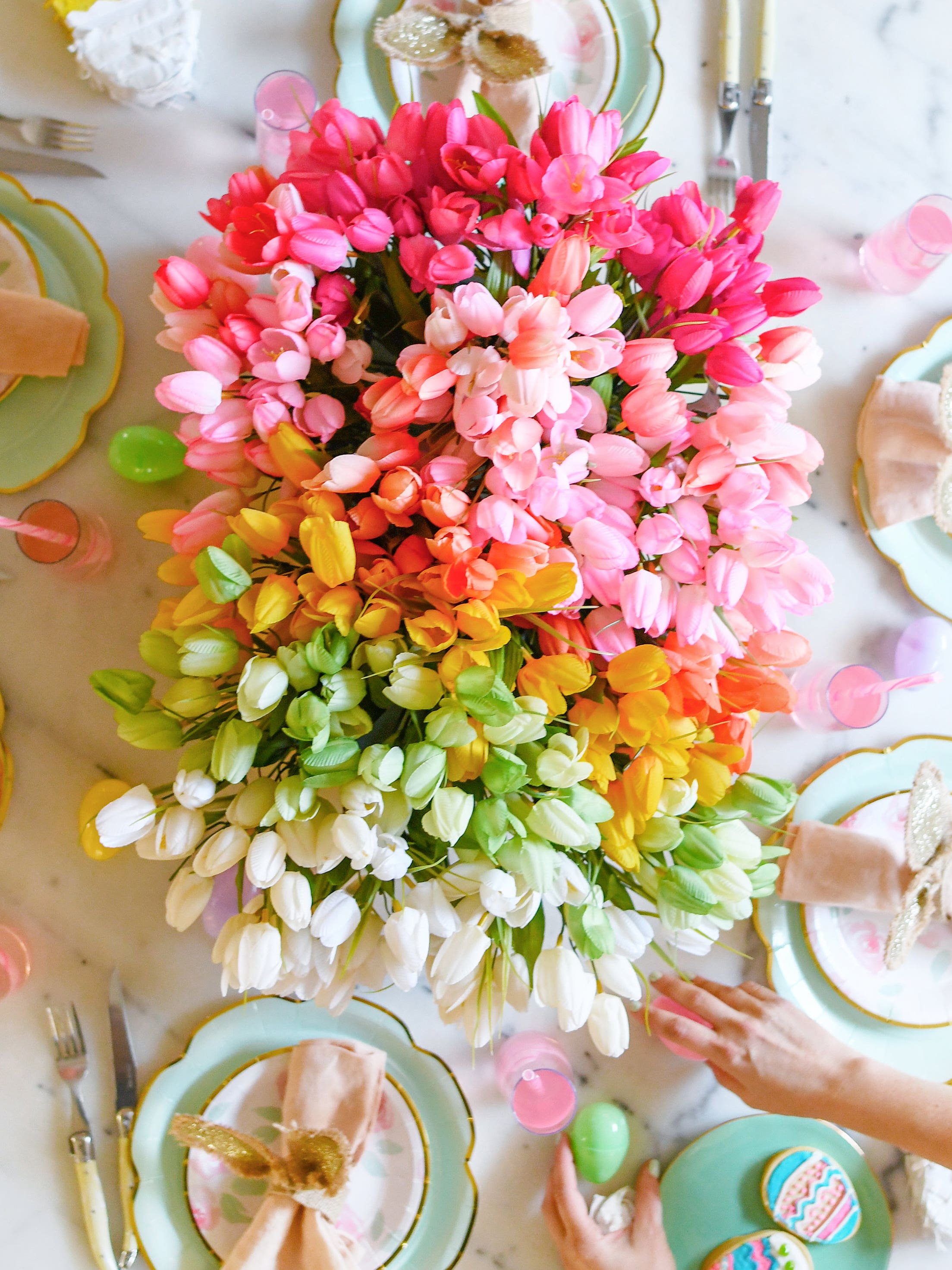 10 Non-Cliche Easter Decorating Ideas That’ll Carry You Through Spring