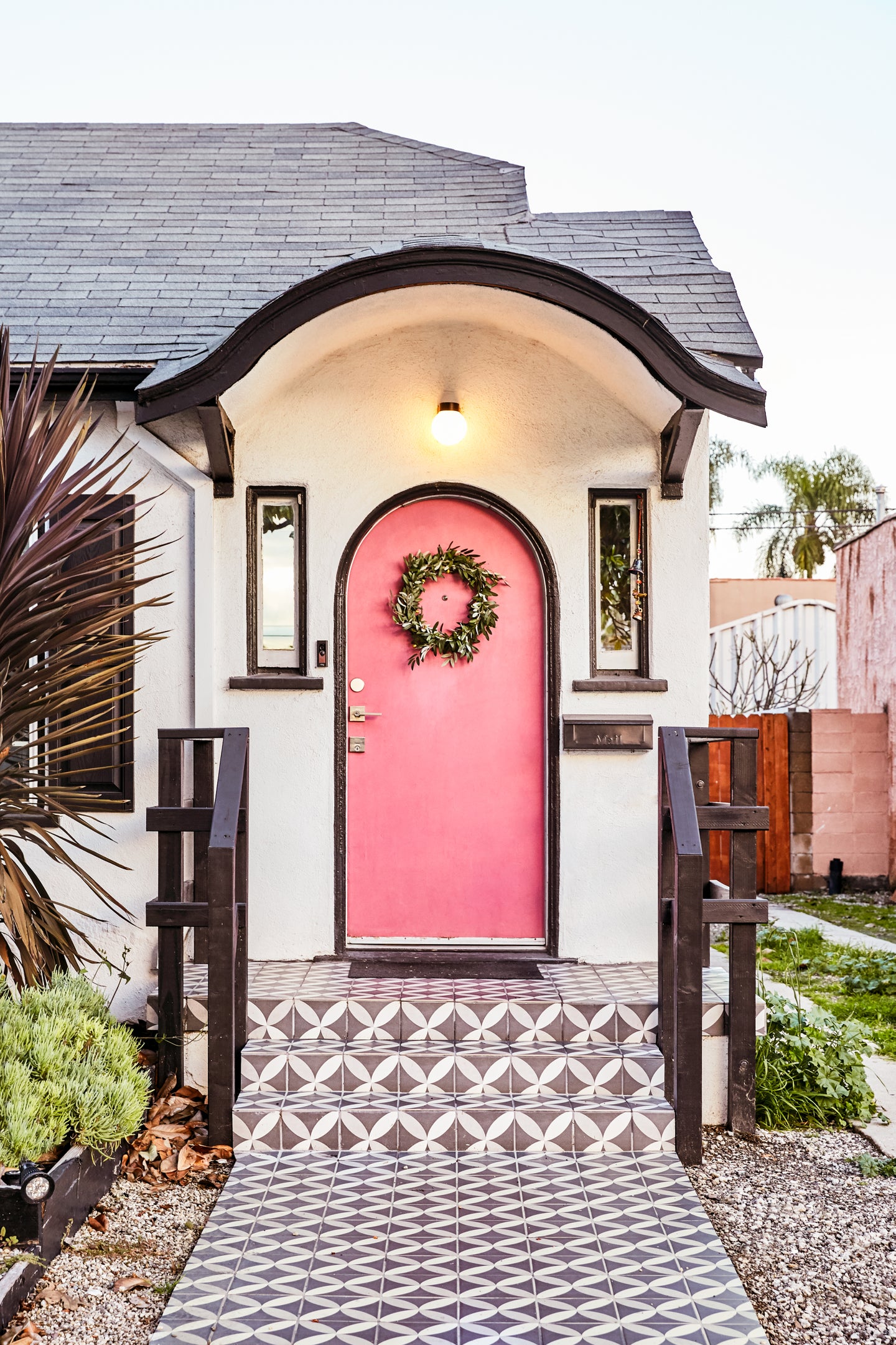 Home with pink front door