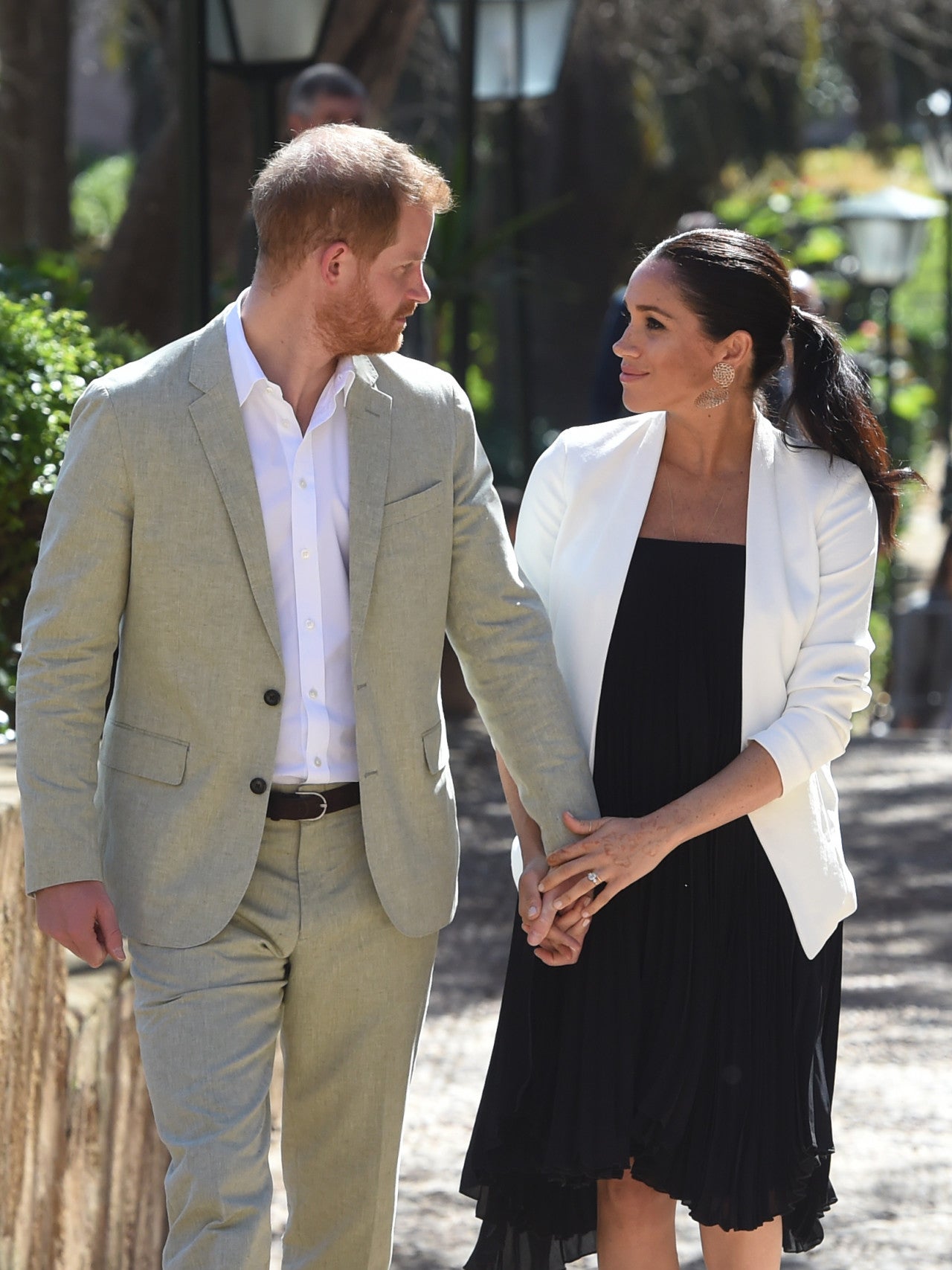Meghan and Harry Delayed Their Move for a Very Relatable Reason