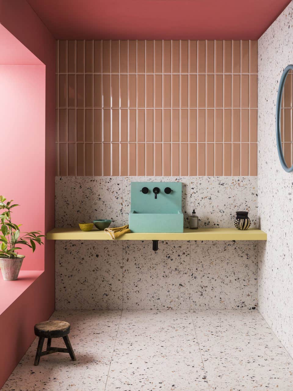 These 9 Bold Spaces Will Make You Want a Colorful Sink