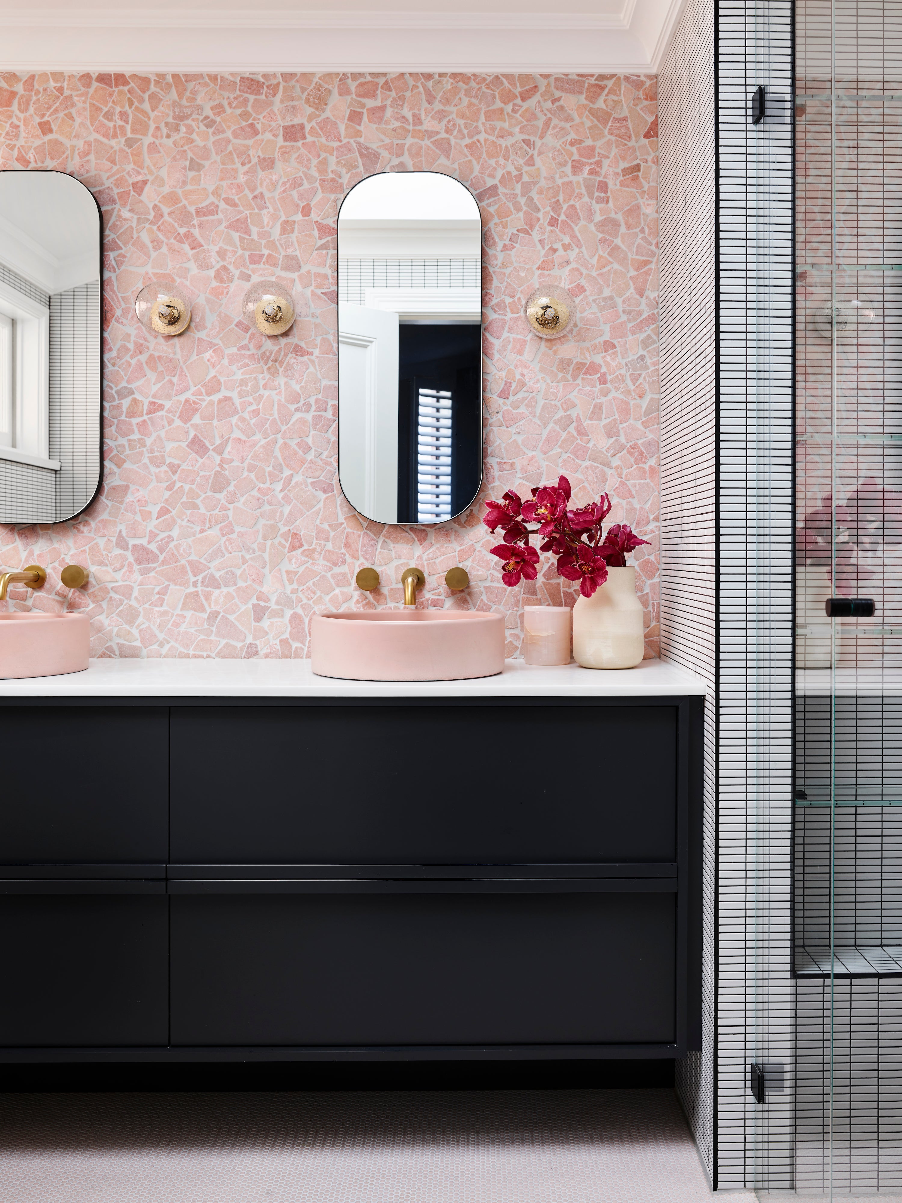This Petite Pink Bathroom Proves Size Doesn’t Matter