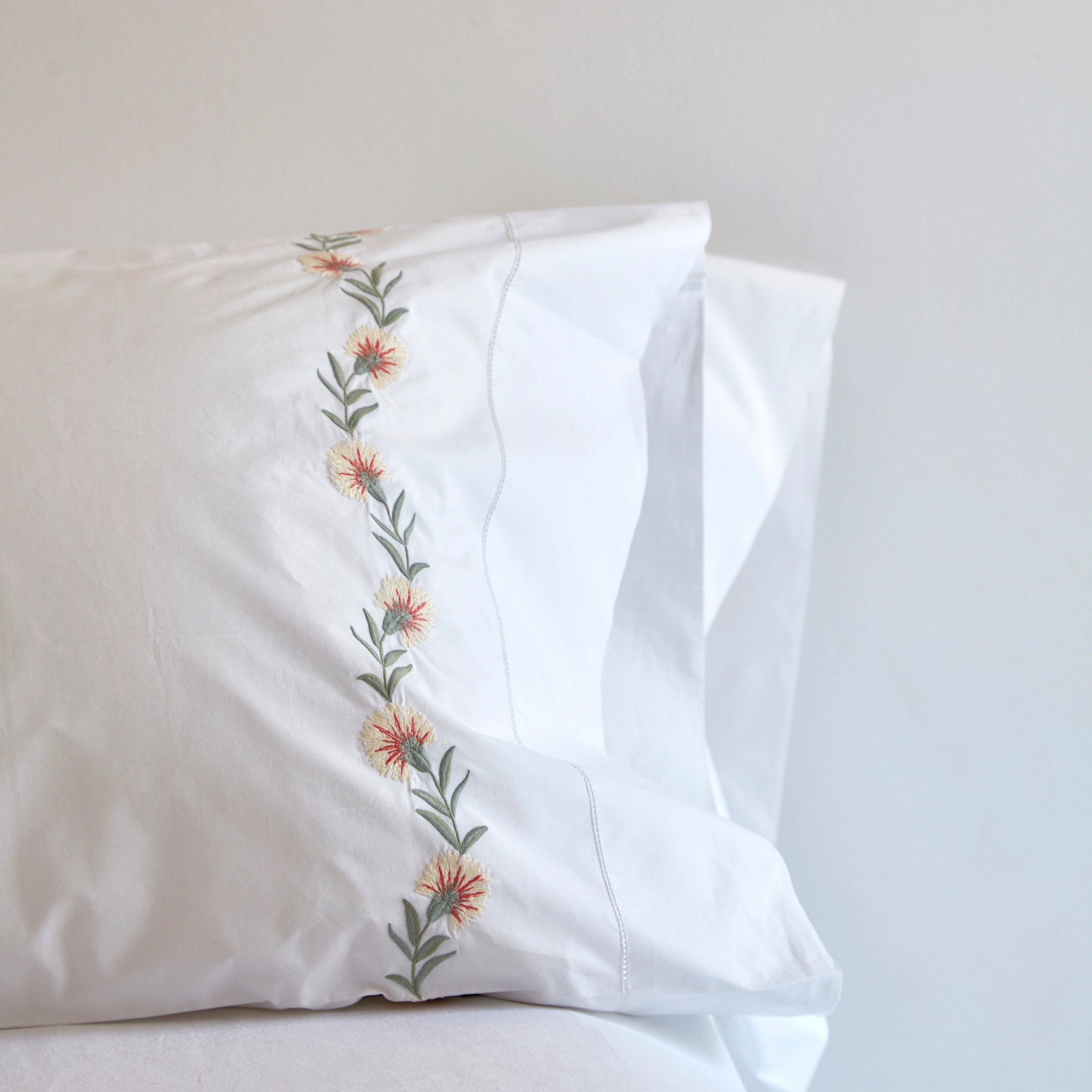 sunnys pop floral bloom pillowcases by matouk 34927 1
