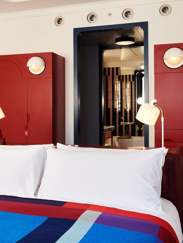 3 Small-Space Tricks From London’s Hottest New Hotel