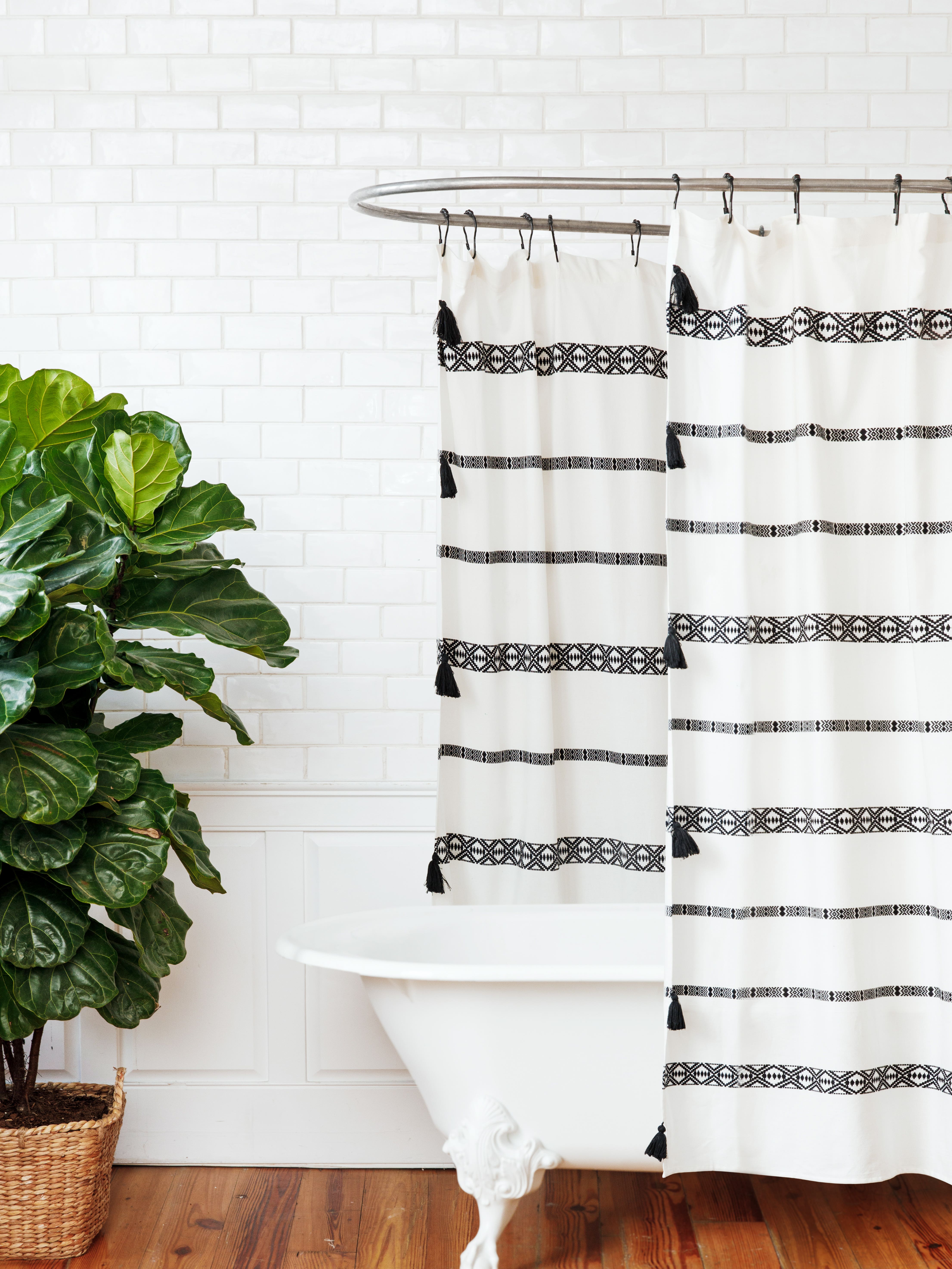 Landlord-Approved Fixes for a Rental Bathroom