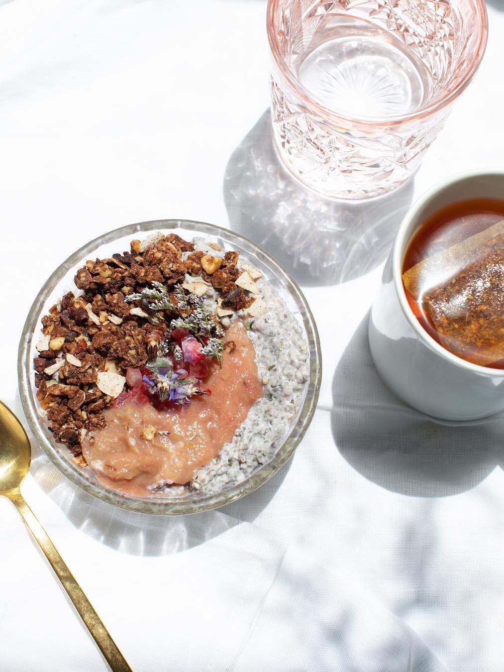 These 6 Overnight Oats Toppings Will Supercharge Your Mornings