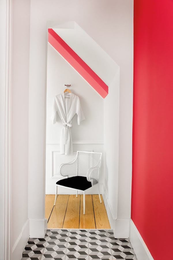 white and red bathroom