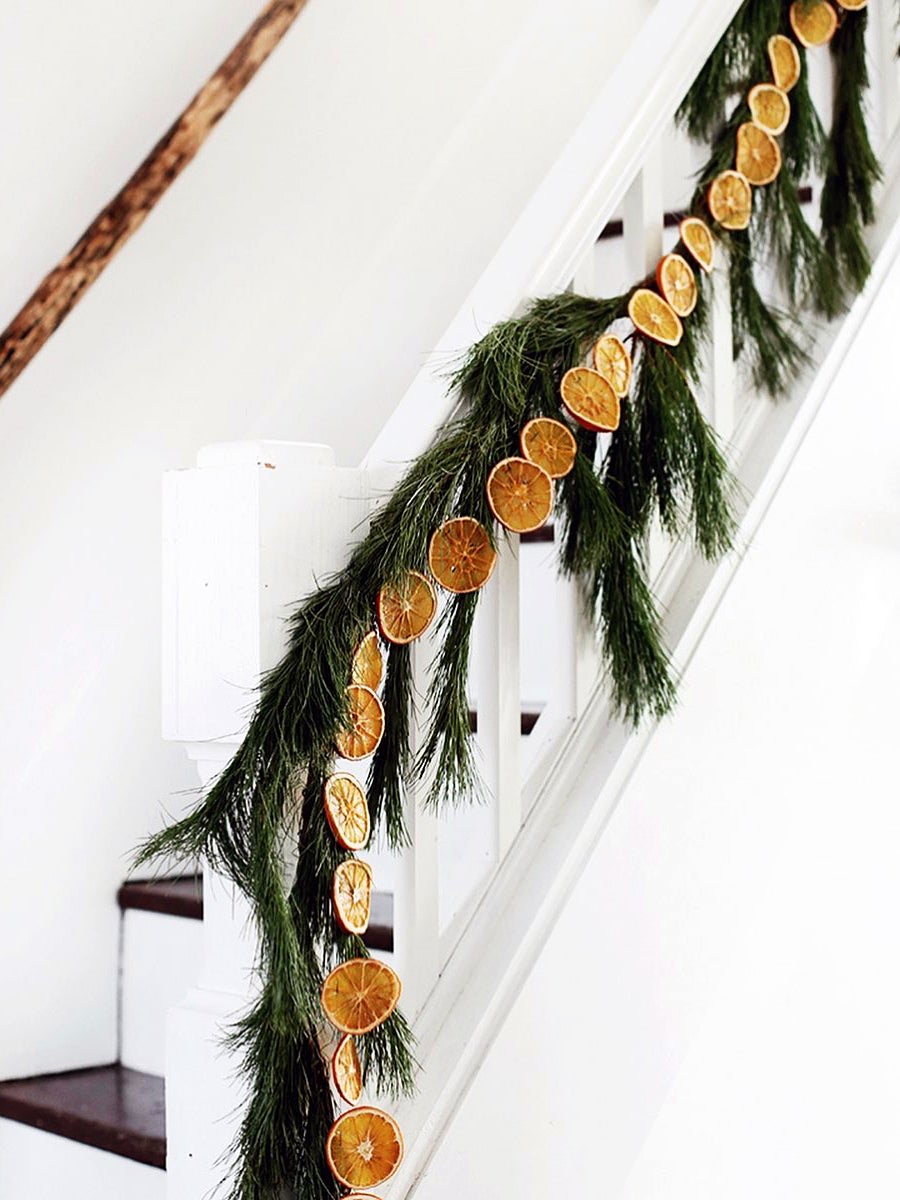 Garland with citrus slices