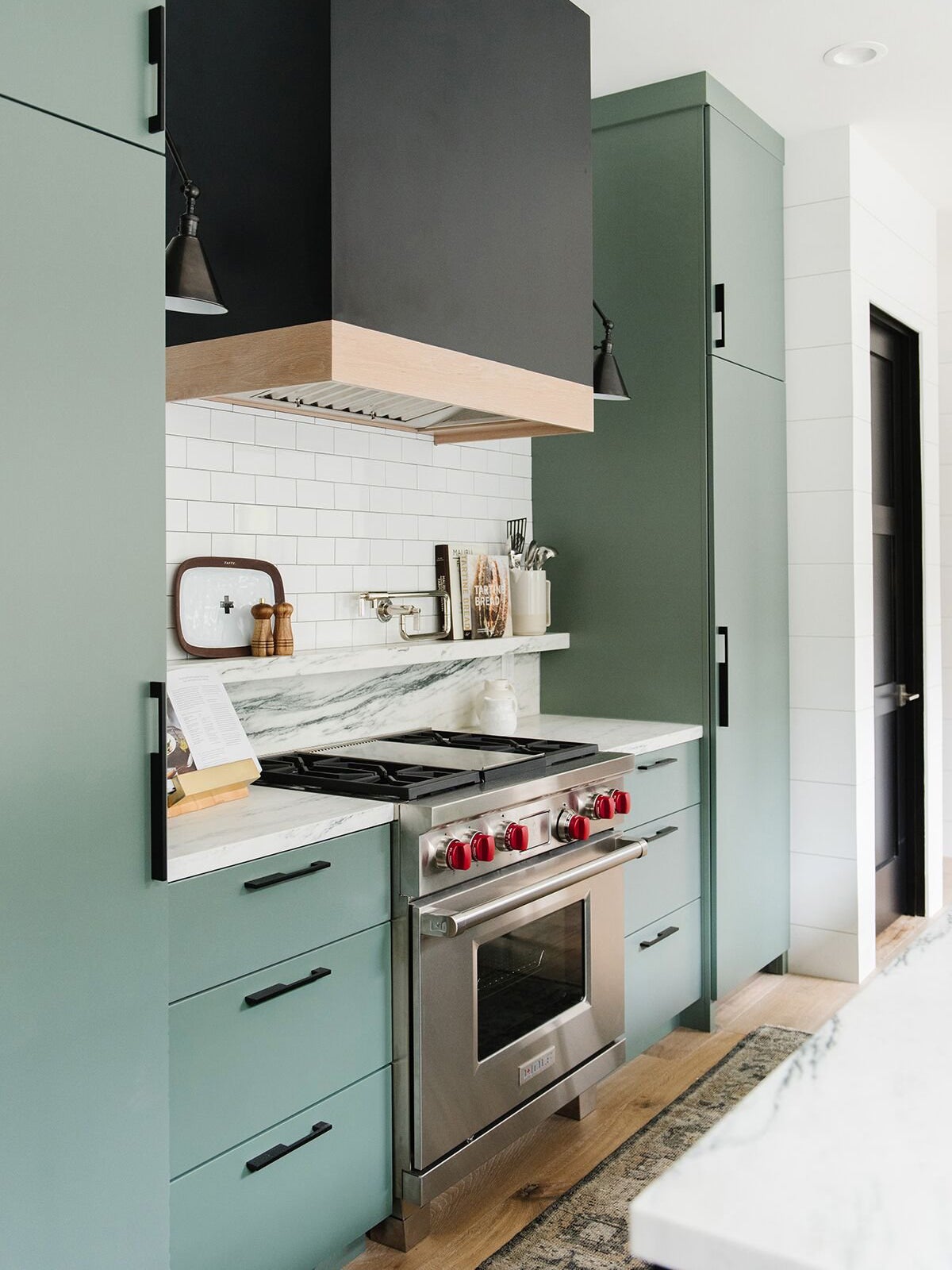 15 Green Kitchen Cabinets That Aren'T All Sage | Domino