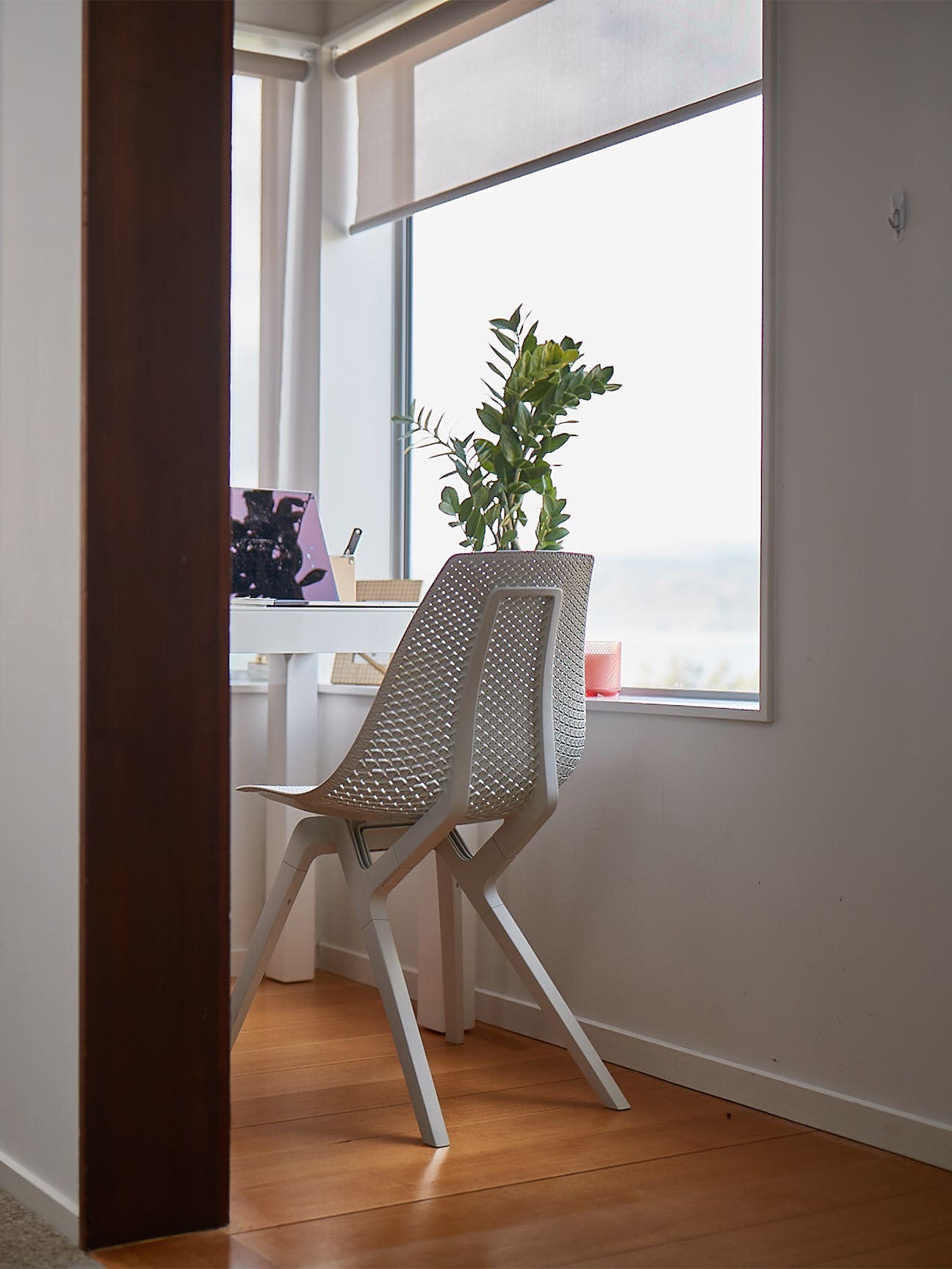 White Noho chair in office