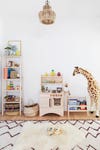 giraffe toy and play kitchen