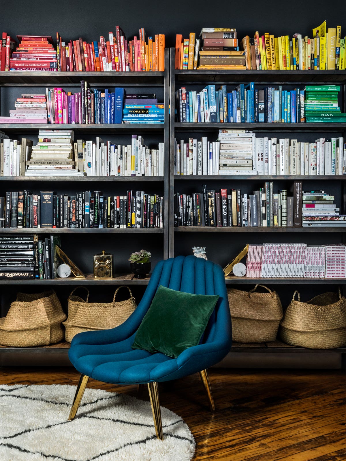9 Hard-and-Fast Lessons in How to Decorate the Humble Shelf