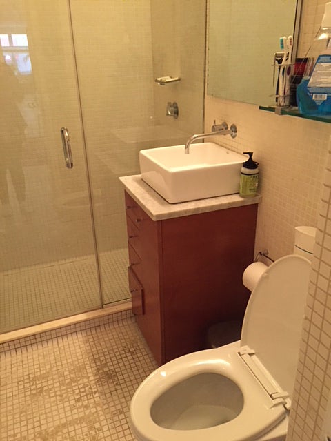 Before - outdated bathroom