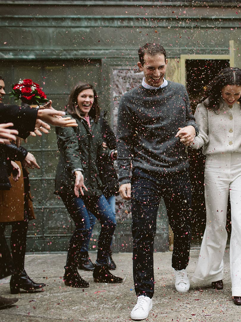 The Bride Wore a $100 Everlane Sweater to This Low-Key City Hall Wedding