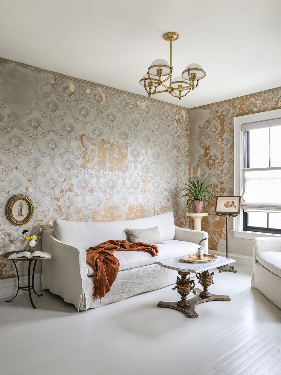 Zio & Sons Shares How to Plaster and Restore Old Wallpaper