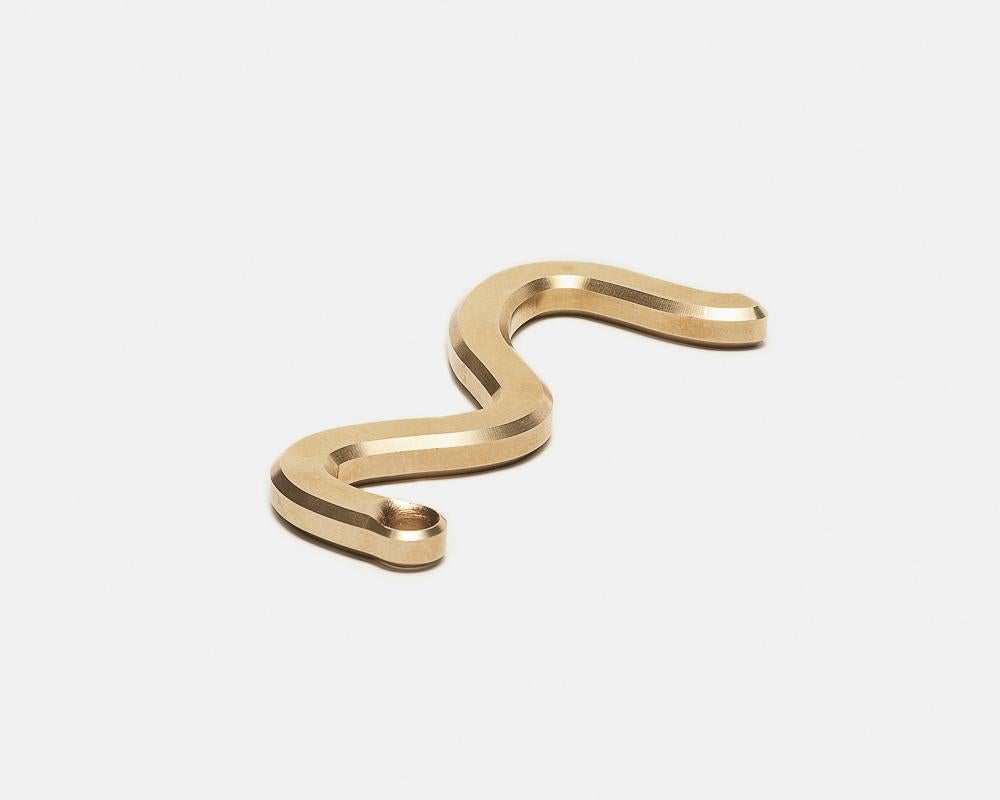 Brass wavy touch tool