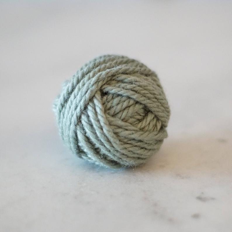 Amanda Seyfried’s $2 Crochet Project Is Surprisingly Easy