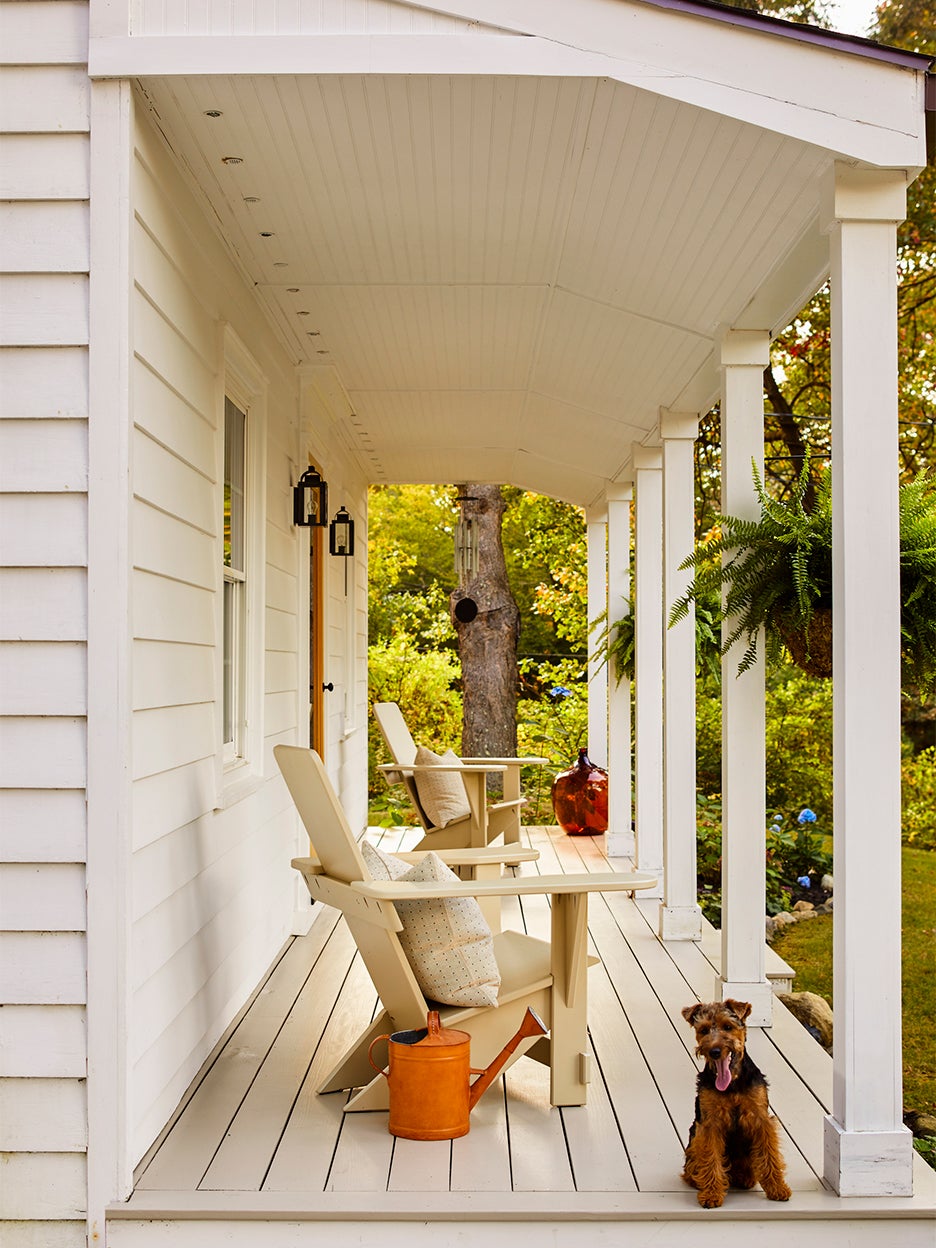 Cape Cod Style Home With Covered Veranda