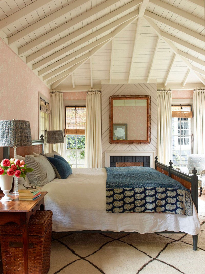 cozy cottage bedroom