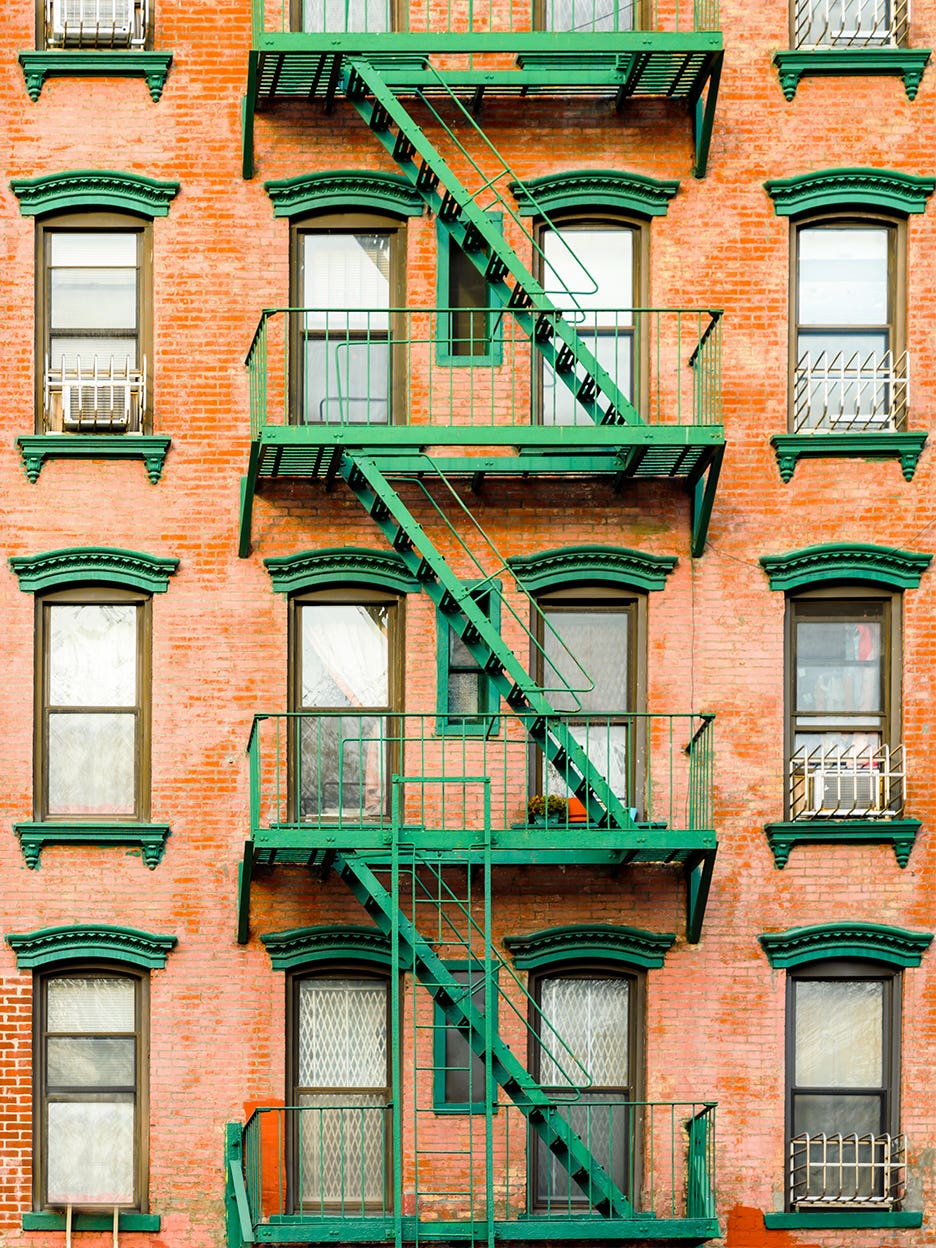 6 Supposed Apartment Flaws That Can Help You Negotiate Lower Rent