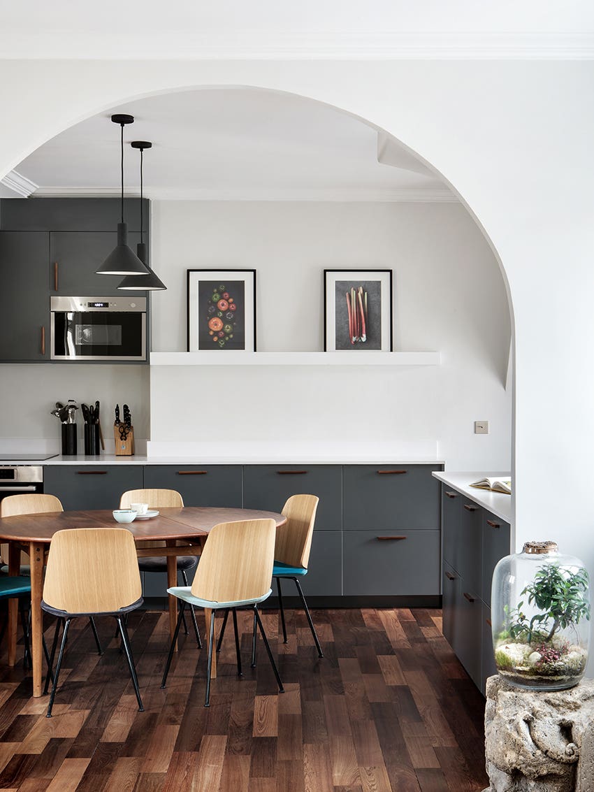 gray kitchen with arch entry