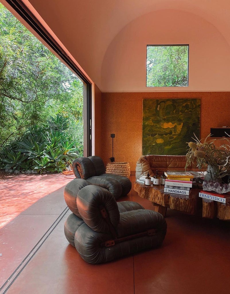 indoor-outdoor living room