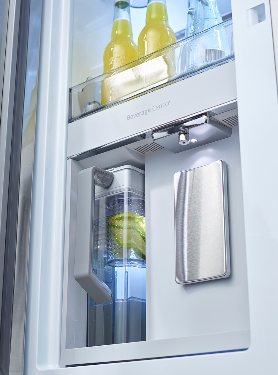 This New Samsung Fridge Proves Four Doors Are Better Than One