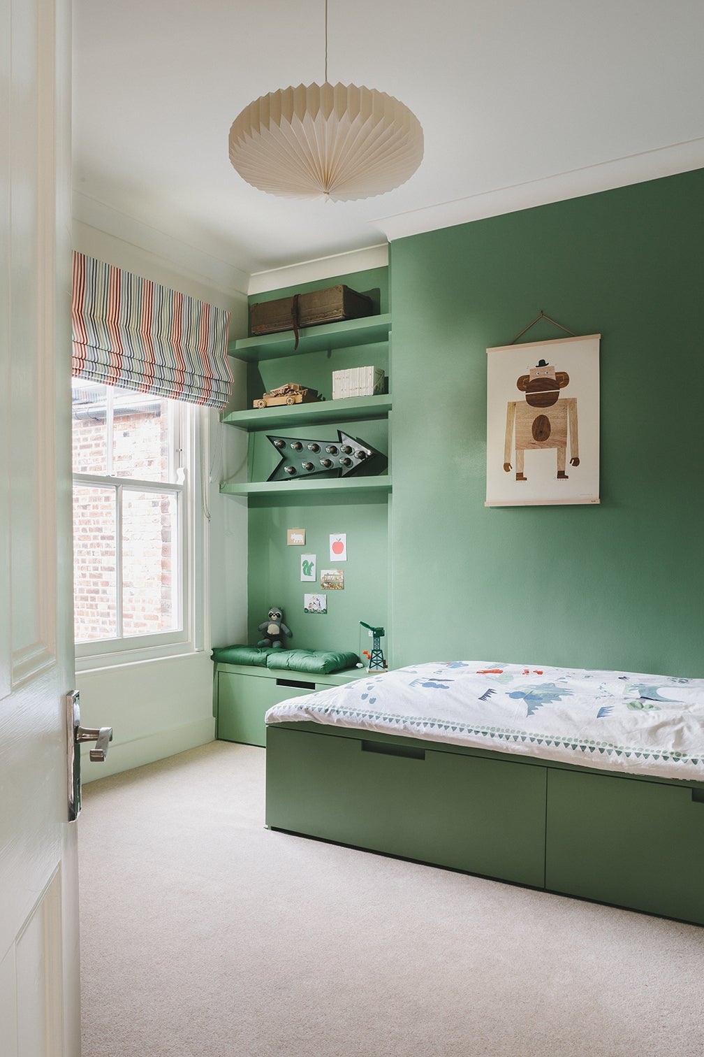 sfærisk melodisk tæt 8 Sage Green Kids' Bedrooms That Bring Calm to the Spaces That Need It Most