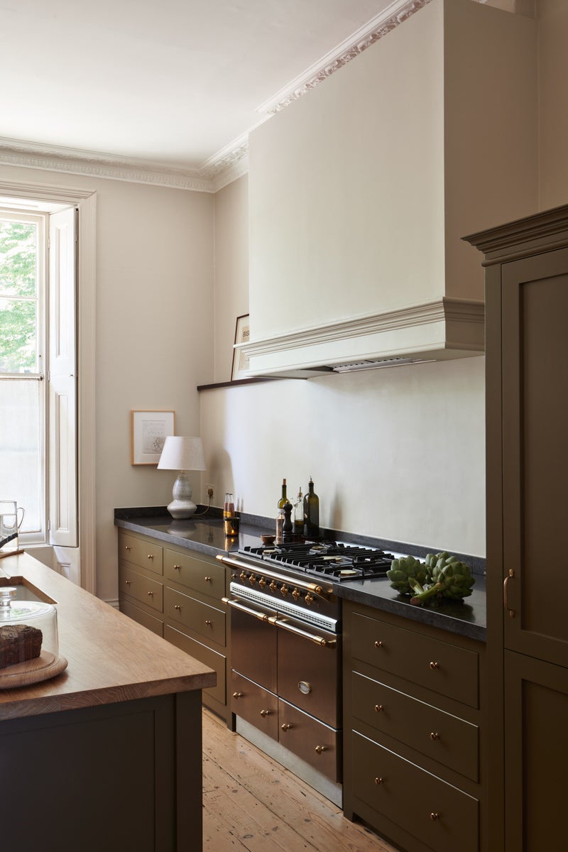Painted Brown Kitchen Cabinets Are Finally Getting Their Moment