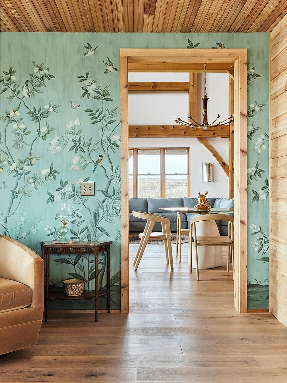 Scrap Wood Doors and a School Chalkboard Backsplash—This Lodge Is an Ode to Salvaging