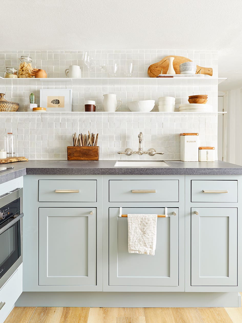 The Best Kitchen Cabinet Handles Act Like Earrings for Your Space