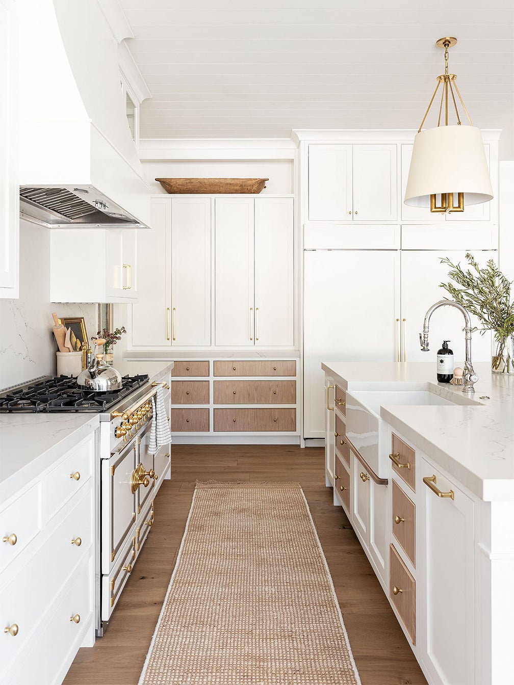 All the Kitchen Cabinet Ideas You Need to Fuel Your Reno, Gathered ...