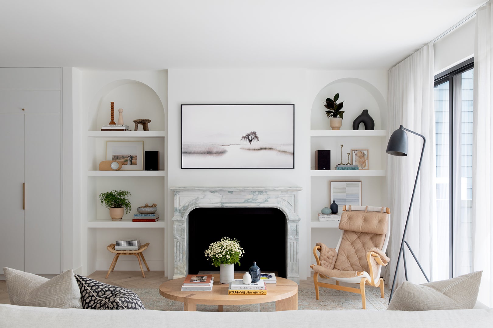 wide shot of chic fireplace wall