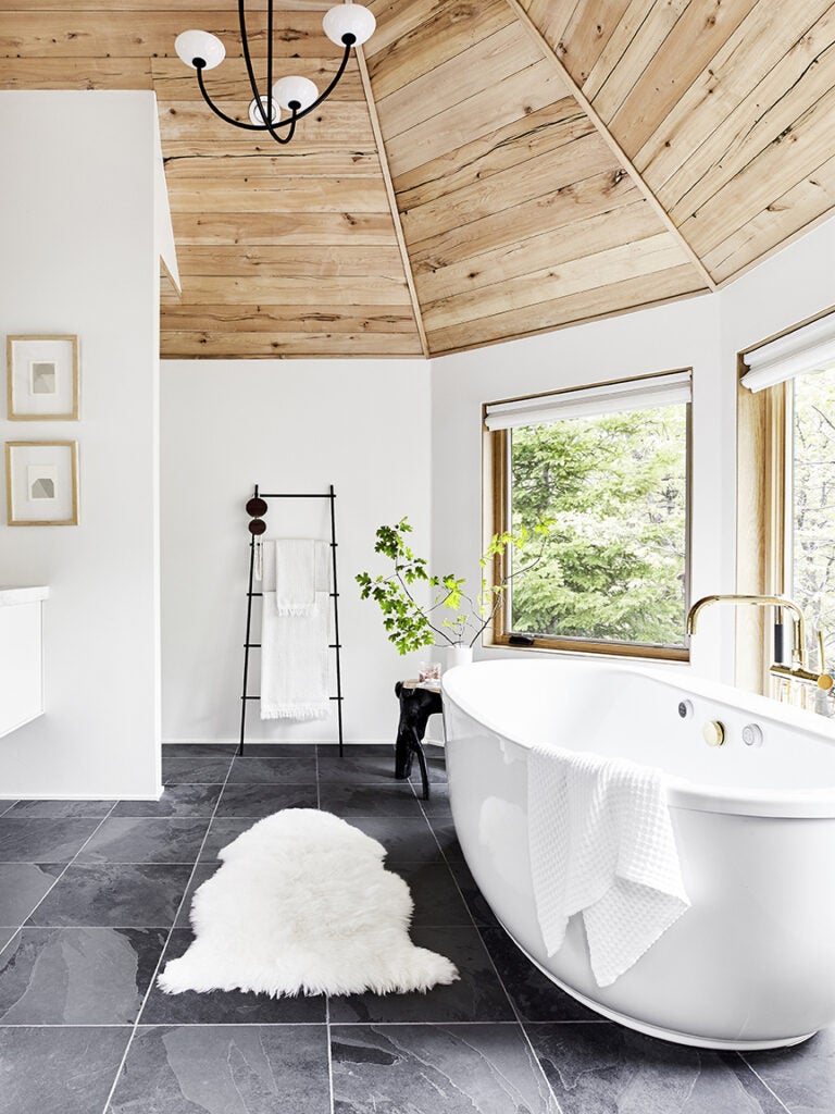bathroom with wood rounded ceiling