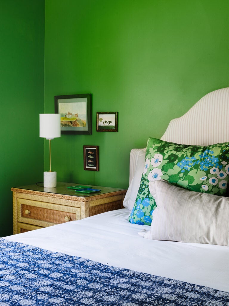 lime green bedroom walls