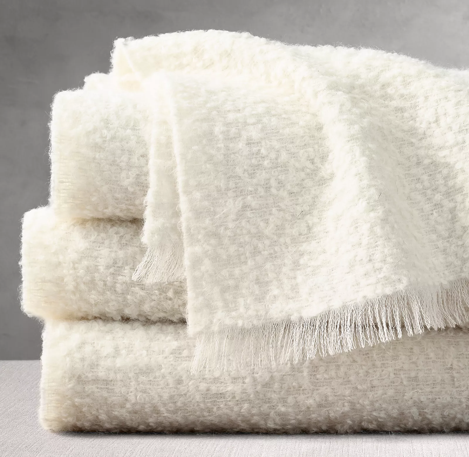 white wool throw blanket