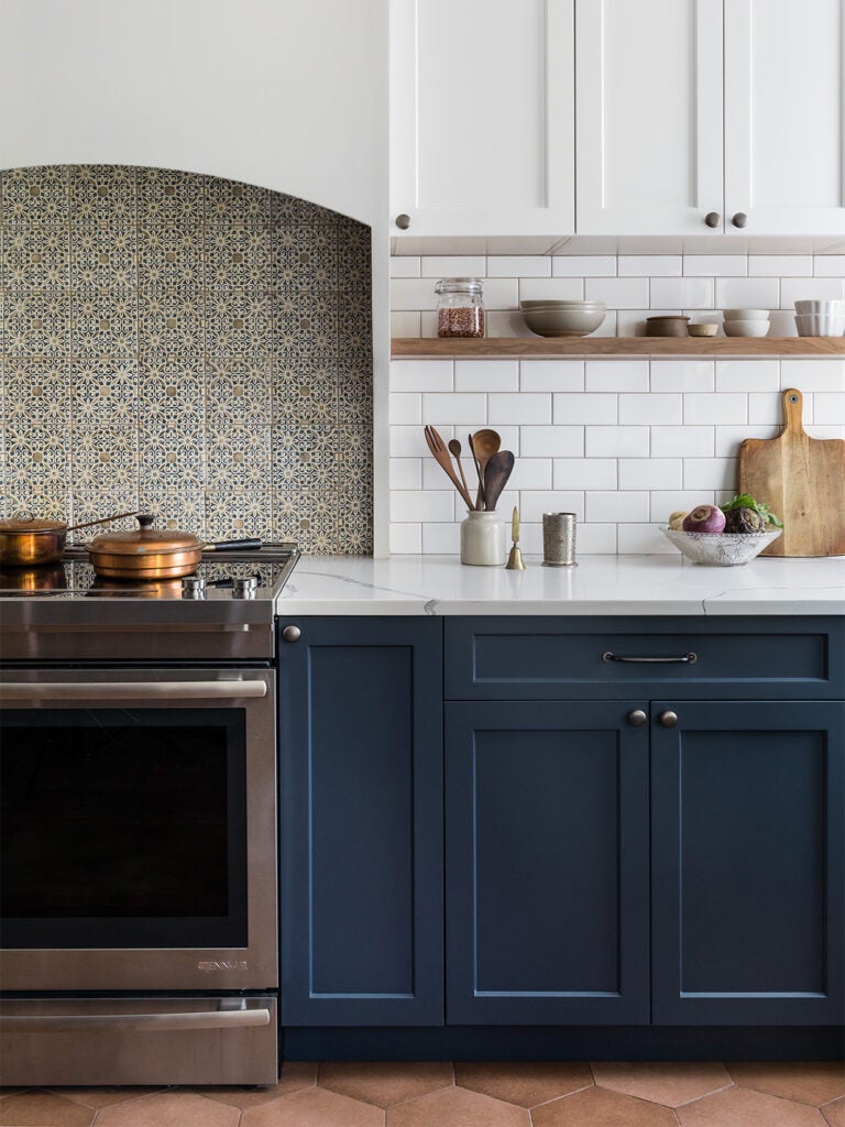 This Massachusetts Kitchen Was Shoved in a Corner, Now It’s More Than ...