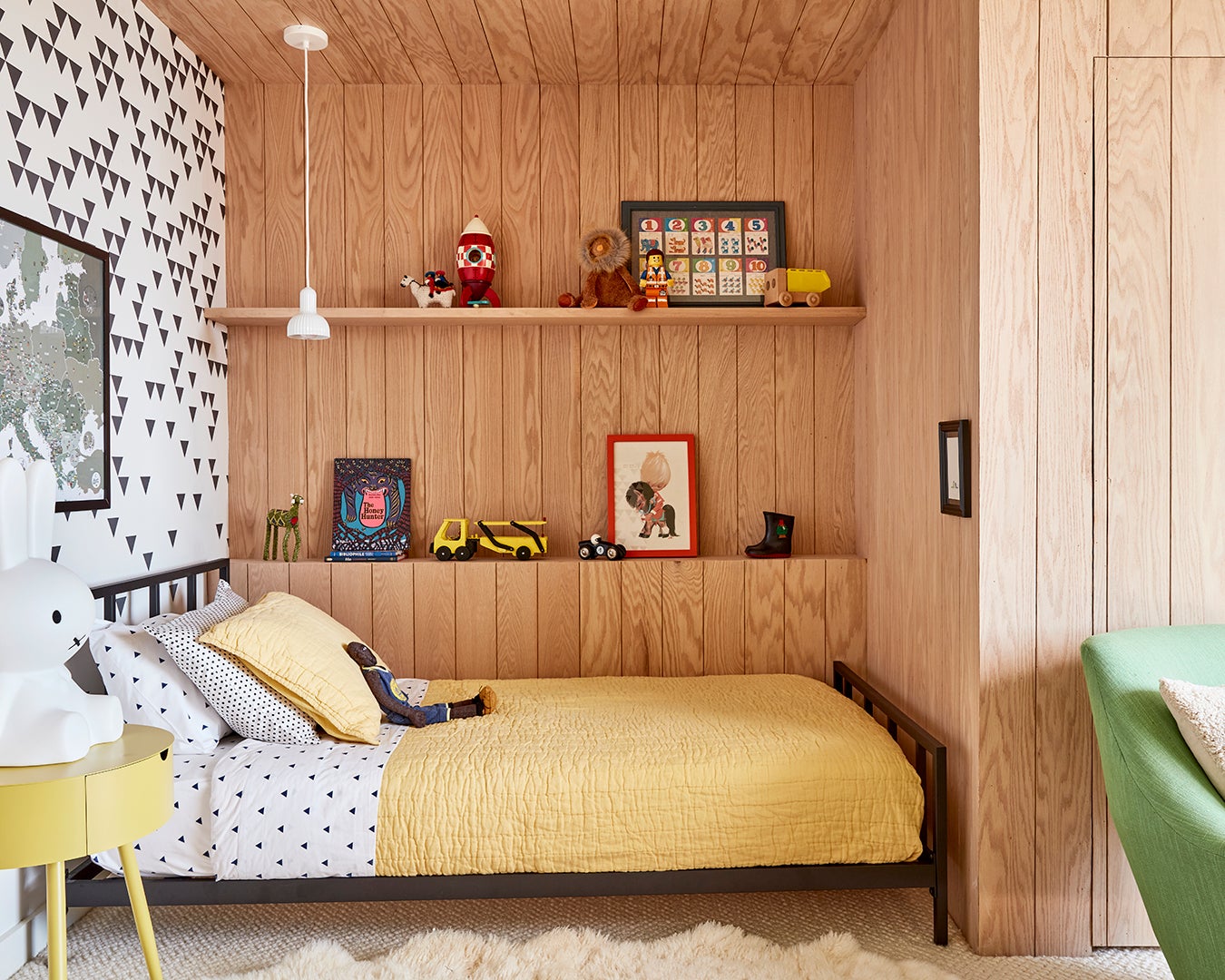 boys bedroom with wall paeneling