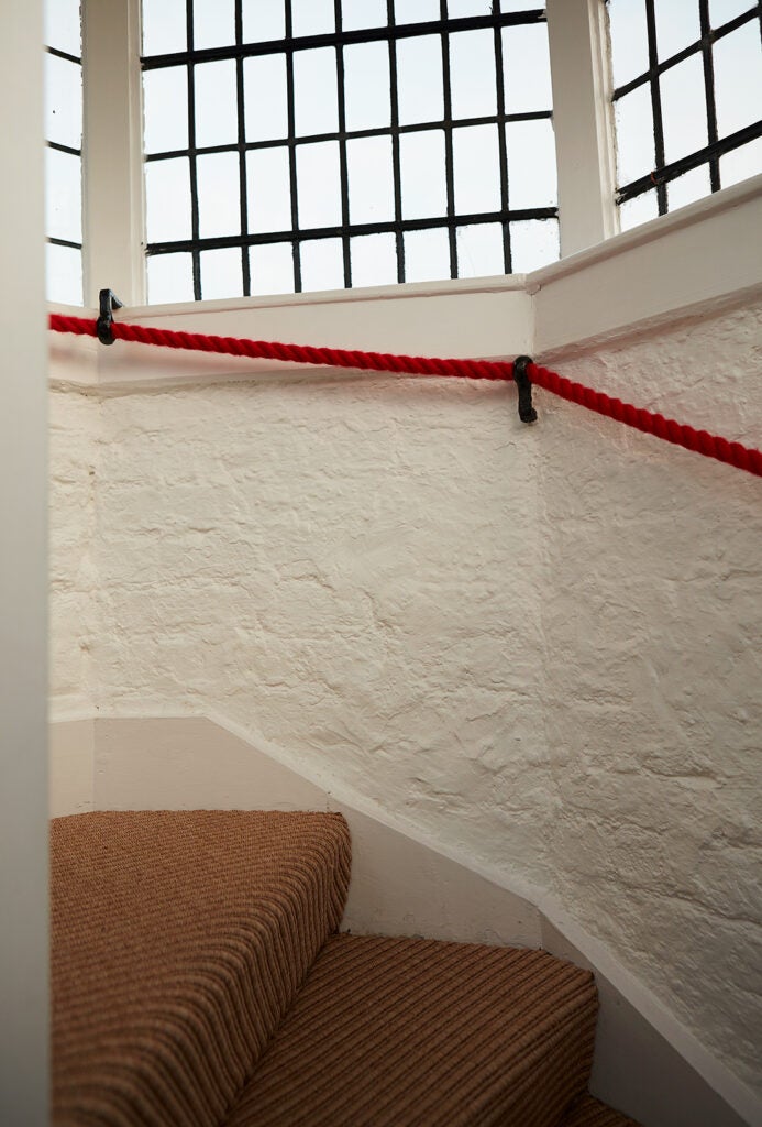 rope leading to the stairs