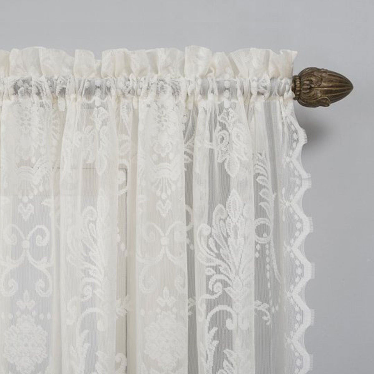 With These Dramatic Drapes, Curtains Will No Longer Be an Afterthought