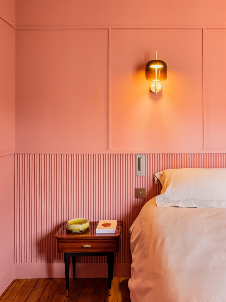 coral pink bedroom