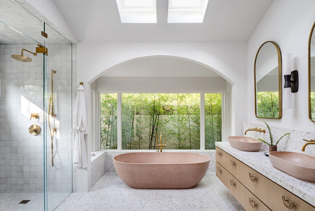 Bathroom with pink tub