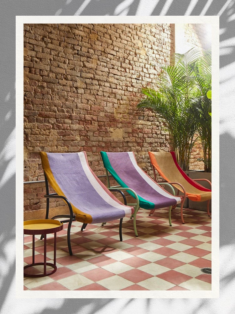 The Best Pool Lounge Chairs Are Retro Rattan, Chic Teak, and Everything in Between